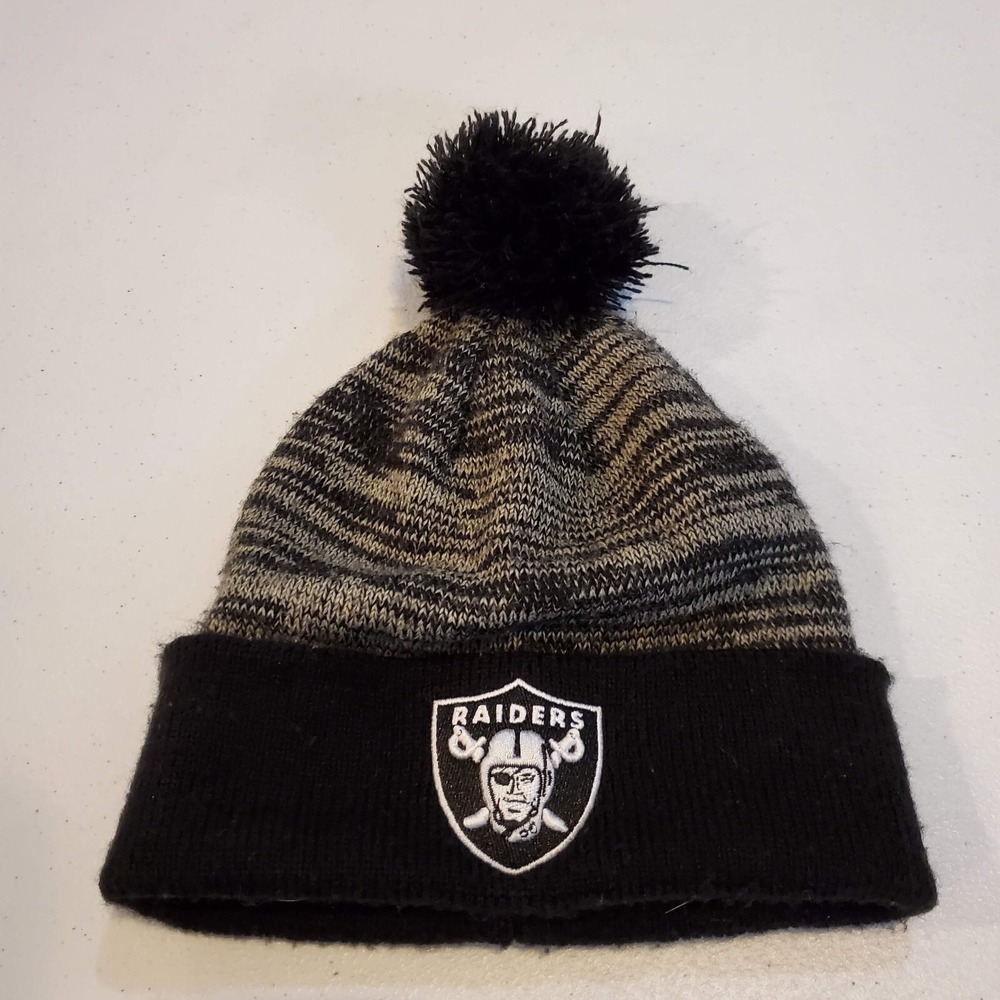 Oakland Raiders Men Beanie One Size Gray‎ Embroidered Logo Cuff Pom Pom NFL